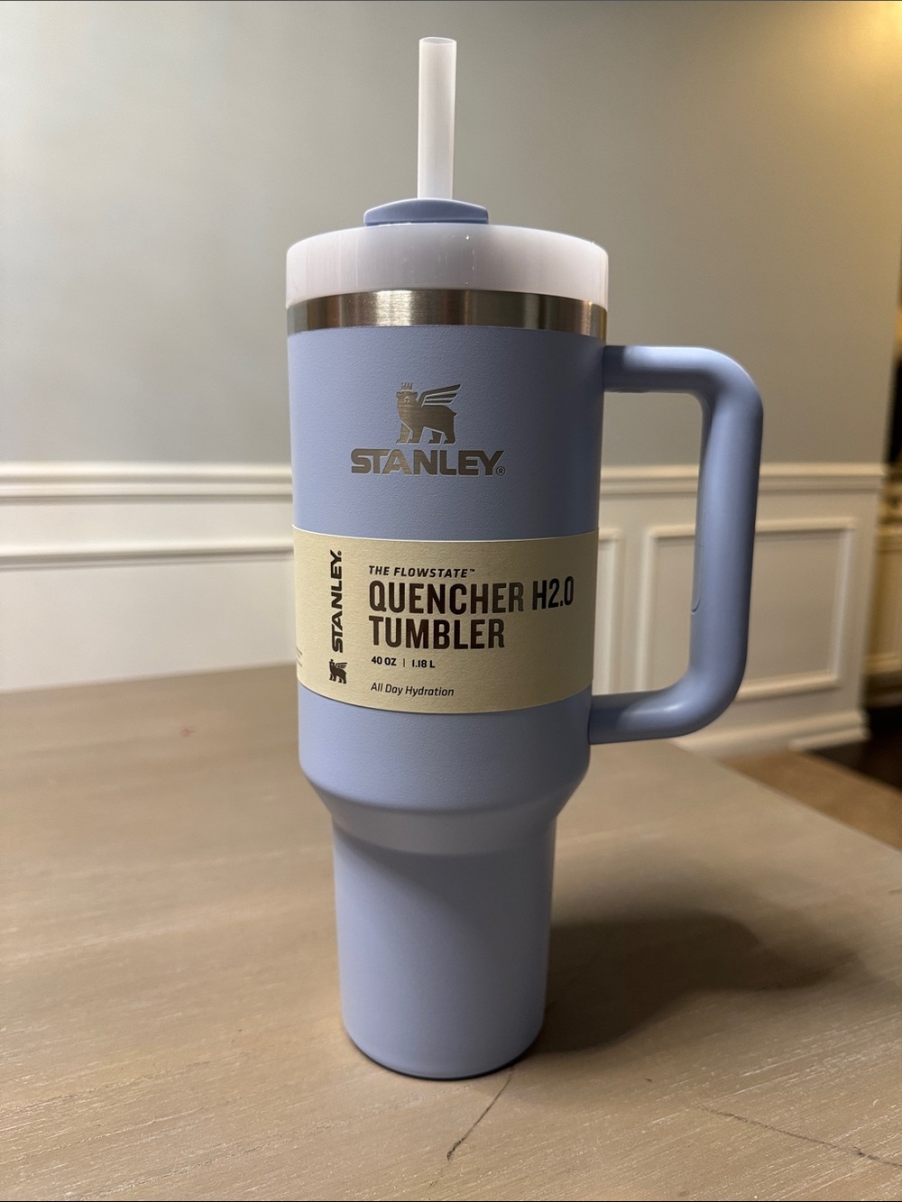 Stanley 40 oz Quencher H2.0 Tumbler in Periwinkle Blue with Handle